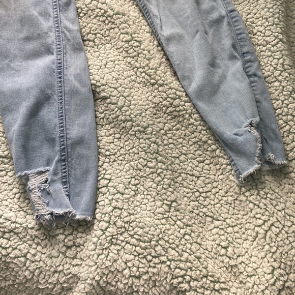Hollister Button Fly Jeggings - Picture 2 of 3